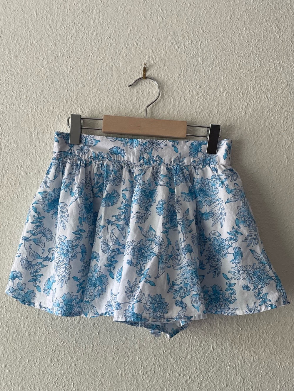 Janie and Jack Girls Size 8 Blue Floral Flowy Shorts White Cotton Lined